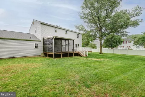 Exterior - 8 Risa Ct, Newark, DE 19702 photo 9 of 12