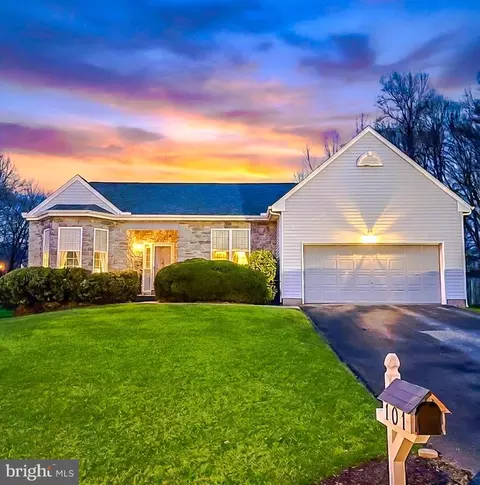 101 Bell Ct, Bear, DE 19701