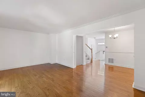 Living - 108 Richards Ln, Newark, DE 19711 photo 1 of 3