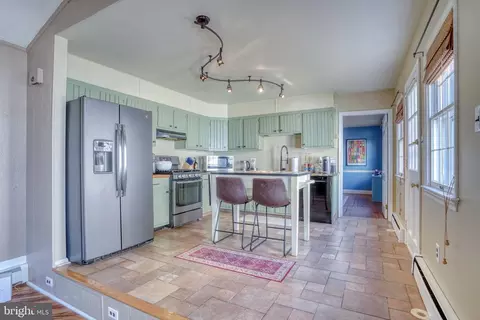 Kitchen - 26 E 5th St, New Castle, DE 19720 photo 4 of 4