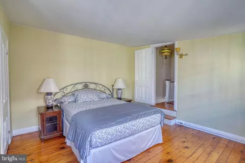 Bedroom - 26 E 5th St, New Castle, DE 19720 photo 2 of 6