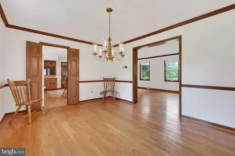 Dining - 114 W Savannah Dr, Bear, DE 19701 photo 3 of 3
