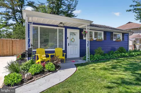 3 Glen Ave, New Castle, DE 19720