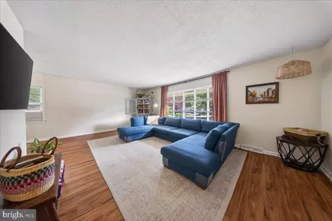 Living - 700 Harvard Ln, Newark, DE 19711 photo 1 of 1