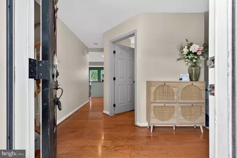 Entry Way - 137 Tweedsmere Dr, Townsend, DE 19734 photo 2 of 9