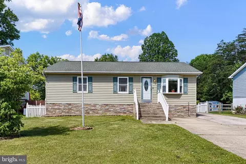 3004 Rosetree Ln, Newark, DE 19702