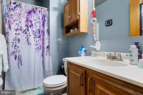 Bath - 3004 Rosetree Ln, Newark, DE 19702 photo 1 of 1