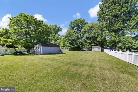Exterior - 3004 Rosetree Ln, Newark, DE 19702 photo 4 of 5