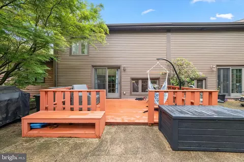 Exterior - 5303 Pinehurst Dr, Wilmington, DE 19808 photo 8 of 8