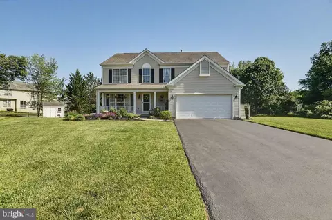 25 S Perch Creek Dr, Newark, DE 19702