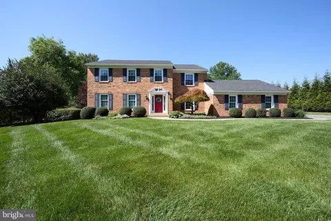 612 Normans Ln, Newark, DE 19711