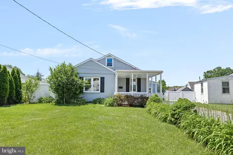 321 W Franklin Ave, New Castle, DE 19720