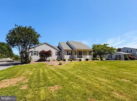 705 Vance Neck Rd, Middletown, DE 19709
