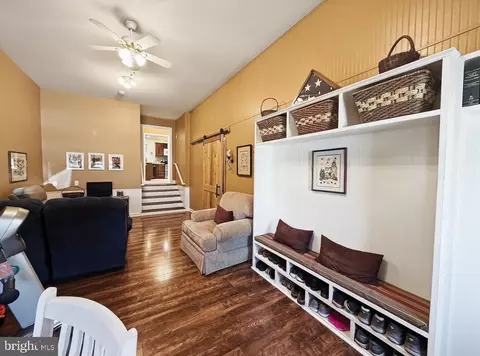 Entry Way - 705 Vance Neck Rd, Middletown, DE 19709 photo 6 of 6
