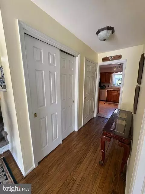 Entry Way - 24 Wrangler Rd, Newark, DE 19711 photo 3 of 3
