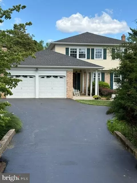 24 Wrangler Rd, Newark, DE 19711