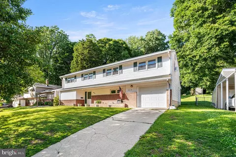 2012 Wildwood Dr, Wilmington, DE 19805