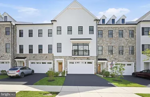 710 Walkers Mill Ln #B006, Wilmington, DE 19807