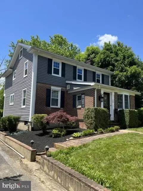 14 Hillside Rd, Claymont, DE 19703