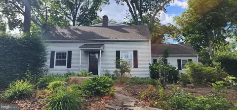 2503 Ferris Rd, Wilmington, DE 19805