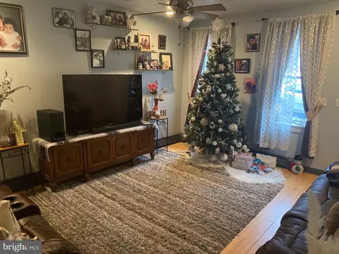 1202 Conrad St, Wilmington, DE 19805