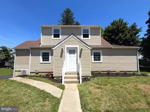 407 W Summit Ave, Wilmington, DE 19804