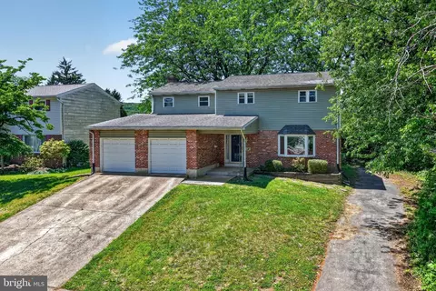 Exterior - 1102 Janice Dr, Newark, DE 19713 photo 10 of 11