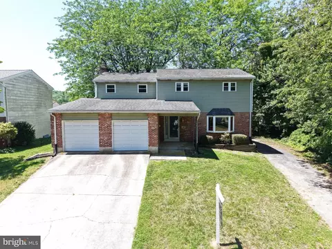 1102 Janice Dr, Newark, DE 19713