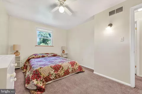 Bedroom - 1102 Janice Dr, Newark, DE 19713 photo 6 of 9