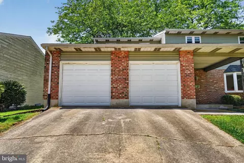 Exterior - 1102 Janice Dr, Newark, DE 19713 photo 8 of 11