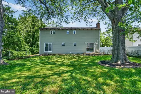 Exterior - 1102 Janice Dr, Newark, DE 19713 photo 5 of 11