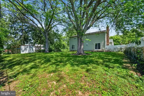Exterior - 1102 Janice Dr, Newark, DE 19713 photo 4 of 11