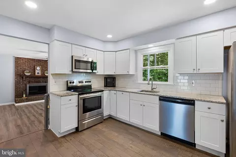 Kitchen - 129 Pawnee Ct, Newark, DE 19702 photo 1 of 1