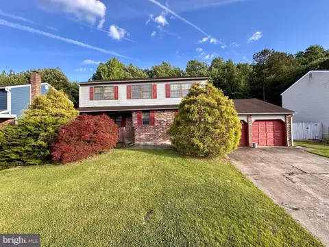 756 Fox Chase Cir, Bear, DE 19701