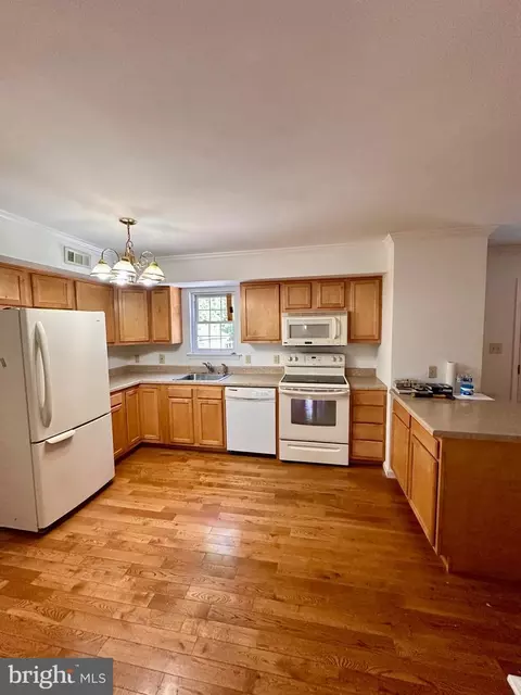 Kitchen - 756 Fox Chase Cir, Bear, DE 19701 photo 2 of 3