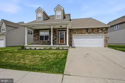 111 Rosemary Ct, Bear, DE 19701