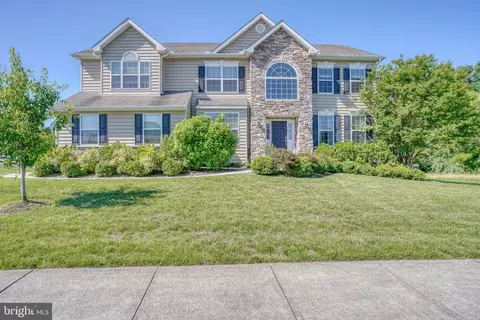 Exterior - 549 Aviemore Dr, Townsend, DE 19734 photo 2 of 12
