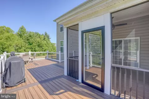Exterior - 549 Aviemore Dr, Townsend, DE 19734 photo 6 of 12