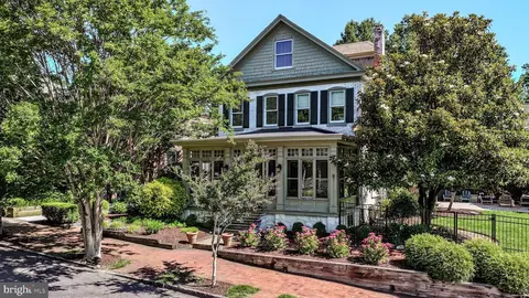 2607 W 18th St, Wilmington, DE 19806