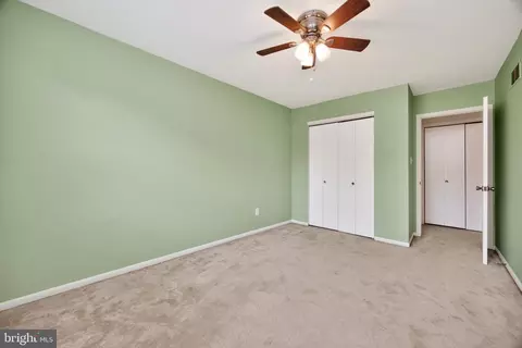 Bedroom - 134 E Green Valley Cir, Newark, DE 19711 photo 4 of 4