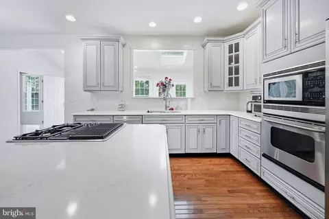 Kitchen - 17 Waterton Dr, Bear, DE 19701 photo 6 of 6