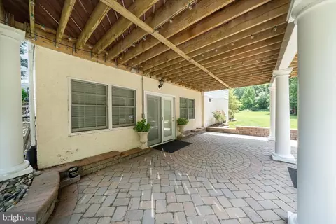 Exterior - 17 Waterton Dr, Bear, DE 19701 photo 13 of 15