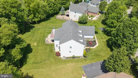 View/Area - 17 Waterton Dr, Bear, DE 19701 photo 3 of 12