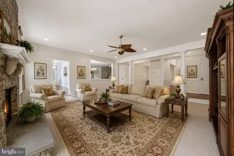 Living - 17 Waterton Dr, Bear, DE 19701 photo 3 of 5
