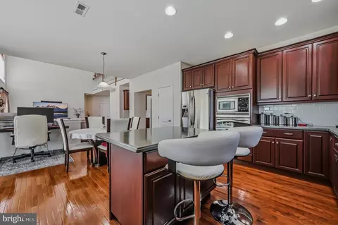 Kitchen - 723 Parkman Dr, Bear, DE 19701 photo 2 of 4
