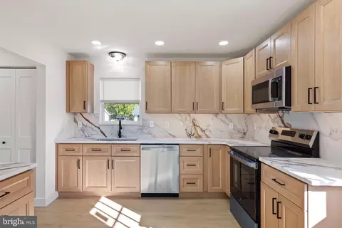 Kitchen - 3 Queens Way, Newark, DE 19713 photo 1 of 2