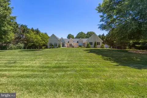 Exterior - 3 Meadow Dr, Middletown, DE 19709 photo 8 of 8