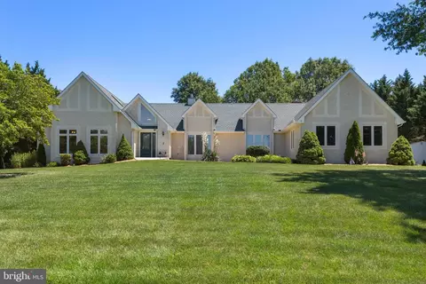 3 Meadow Dr, Middletown, DE 19709