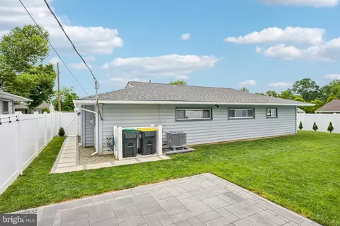 Exterior - 1 Curry Ln, Newark, DE 19713 photo 3 of 6