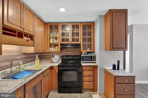 Kitchen - 115 E Beaver Ct, Bear, DE 19701 photo 1 of 1